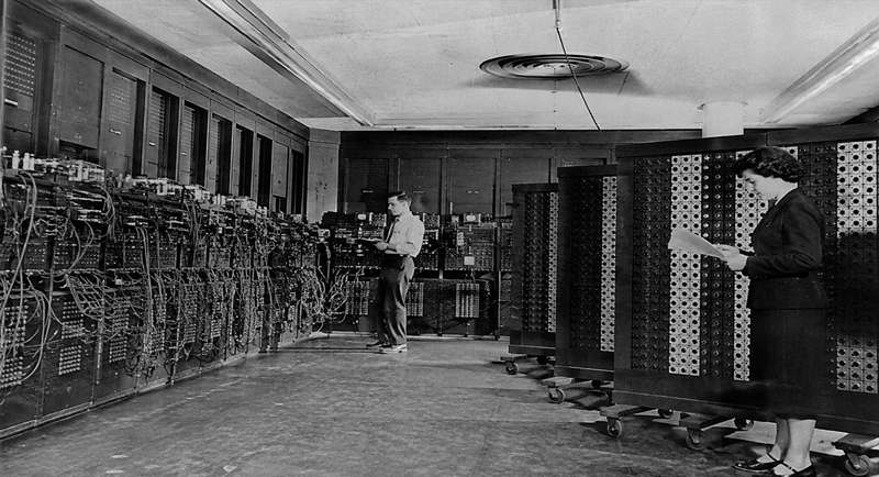 از اتاق‌های غول‌پیکر تا دیتاسنترهای هوشمند؛ داستان تولد Data Center